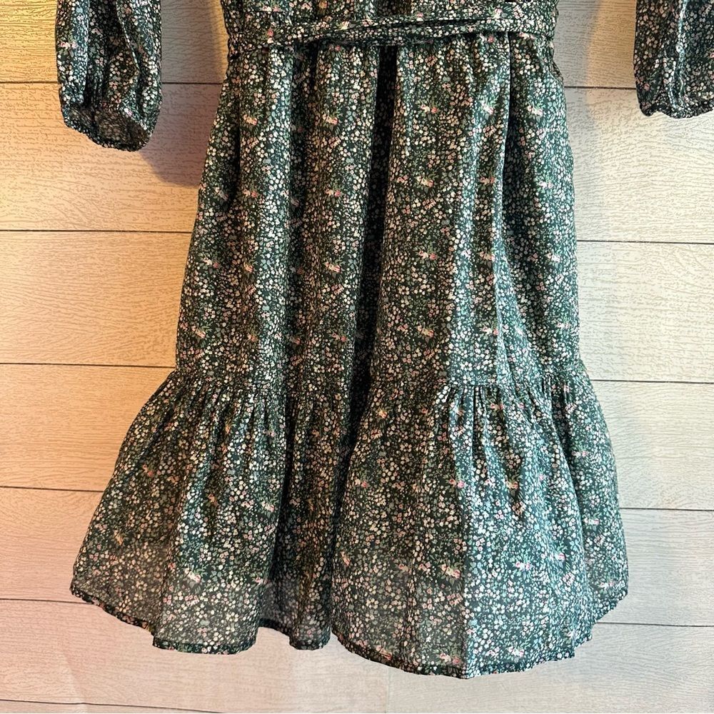 Trovata Birds Of Paradis Nia Short Tiered Dress Moss Ditsy Floral Green Medium - Picture 11 of 11